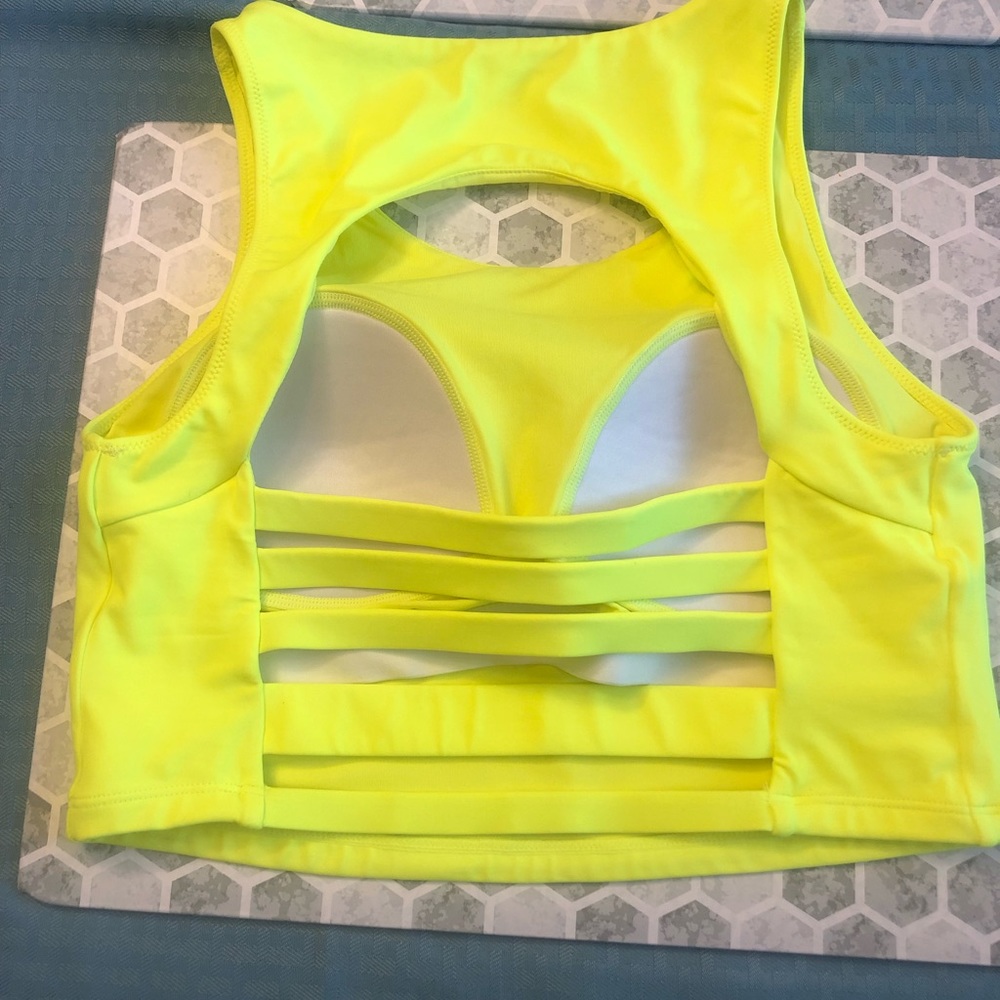 Kiava energize crop swim top